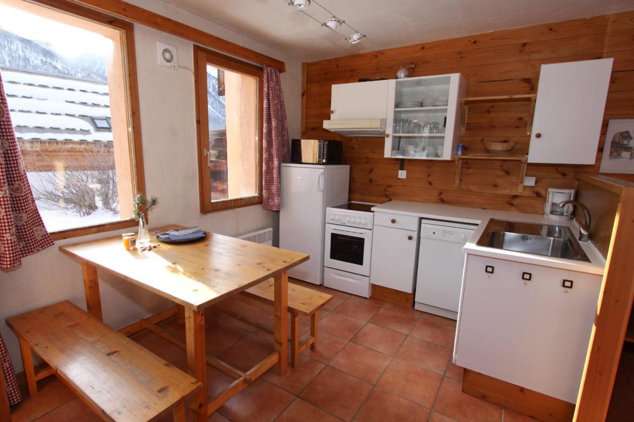 Le Leyrier Hameau Des Chazals Nevache Hautes Alpes Luaran gambar